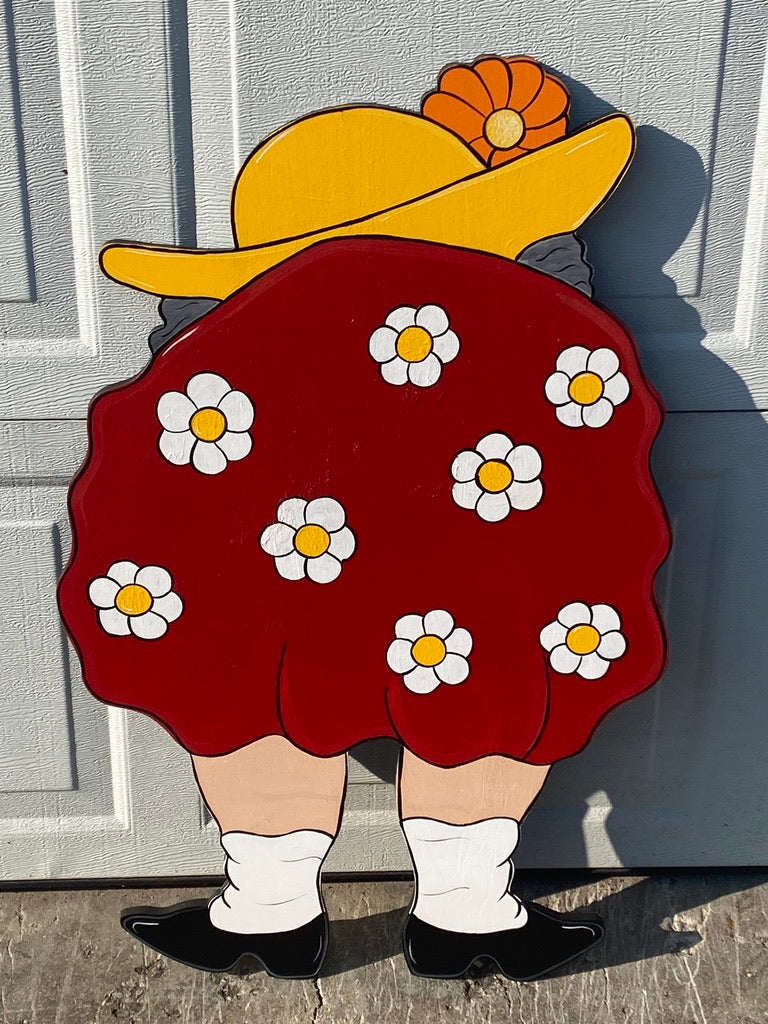 GRANDMA BENDING OVER GARDENING, WOOD OUTDOOR YARD ART SIGN, GARDEN DECORATION