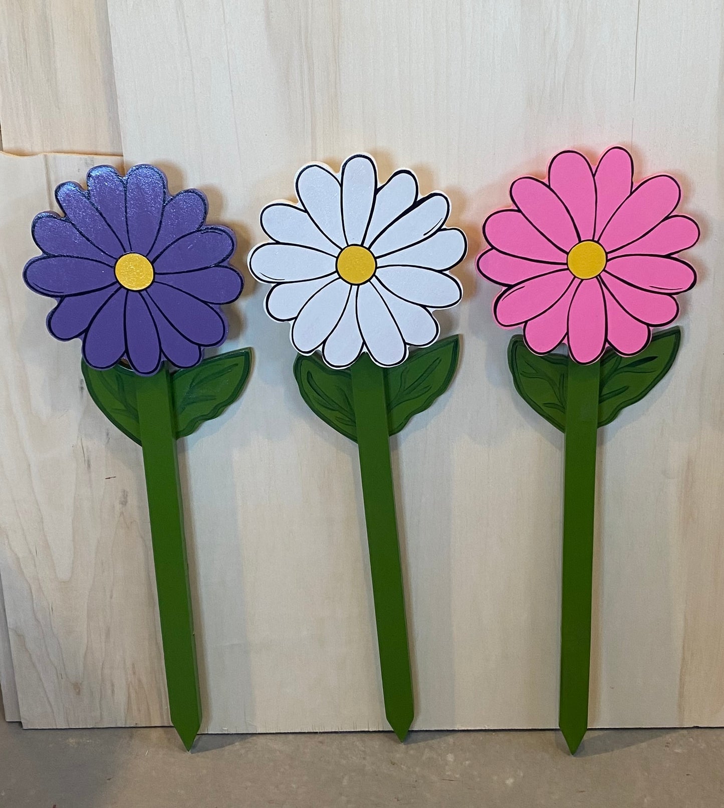 The Daisy Flower Never Needs Watering Wood Outdoor Lawn & Garden Decor Yard Art Sign