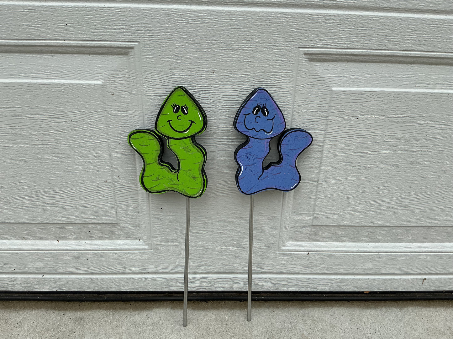 Worm, Earth Worm, Bugs WOOD OUTDOOR Plant Poke, Worm Stake Wood Outdoor Yard Art, Garden Decor, Garden Stake