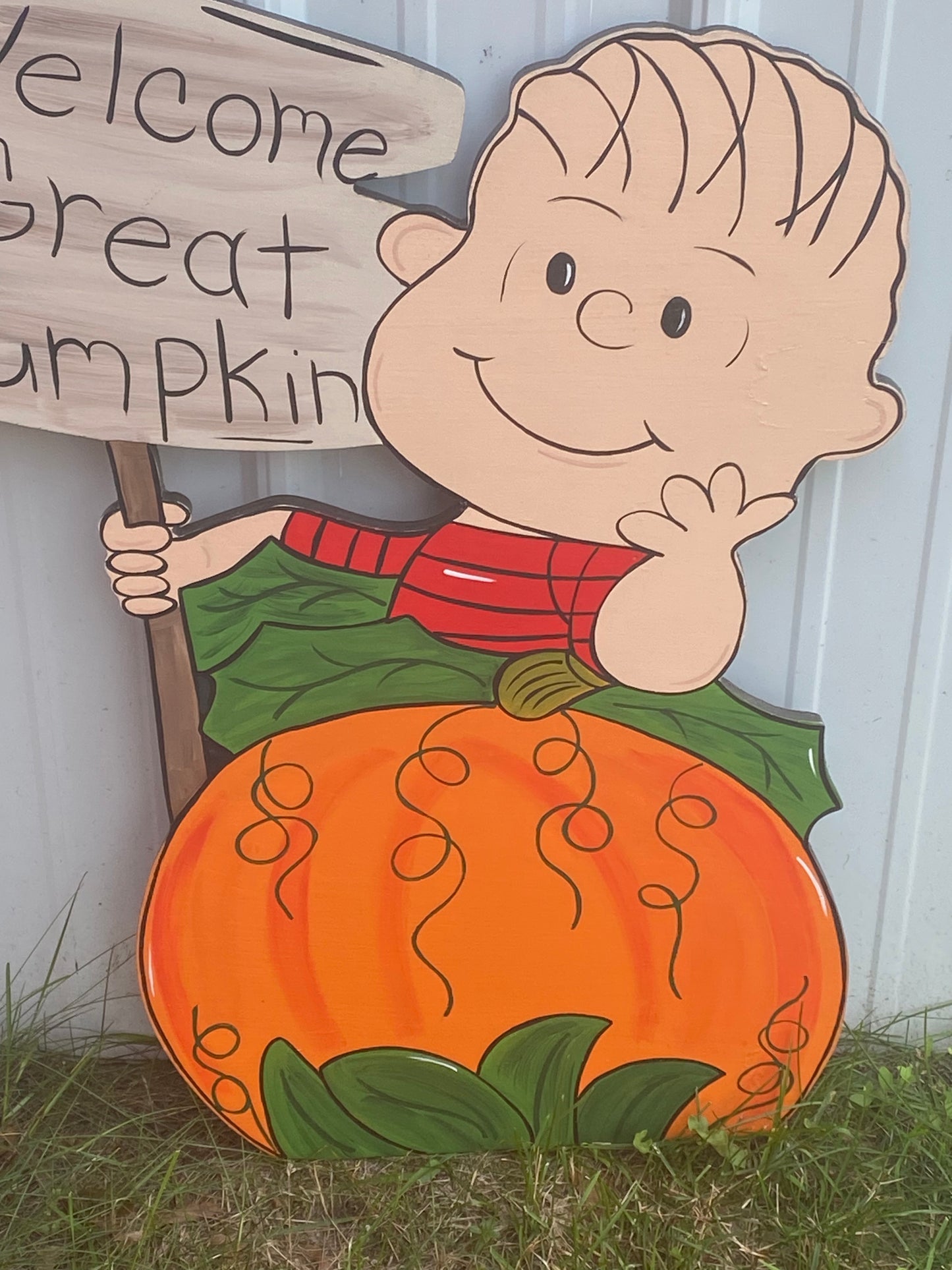 LINUS PEANUTS CHARLIE BROWN HALLOWEEN WELCOME GREAT PUMPKIN WOOD OUTDOOR LAWN & YARD ART SIGN