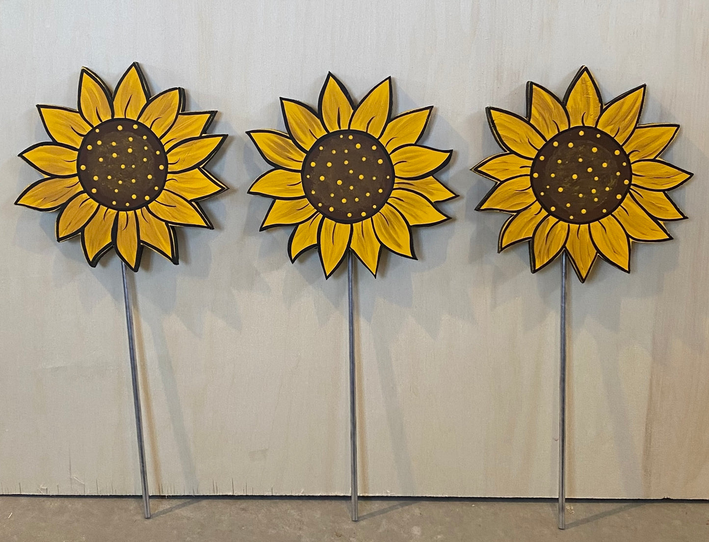 Sunflower Wood Outdoor Plant Poke, Garden Stake Yard Art Sign, Flowers