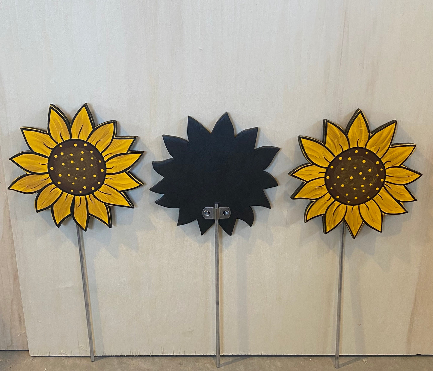 Sunflower Wood Outdoor Plant Poke, Garden Stake Yard Art Sign, Flowers