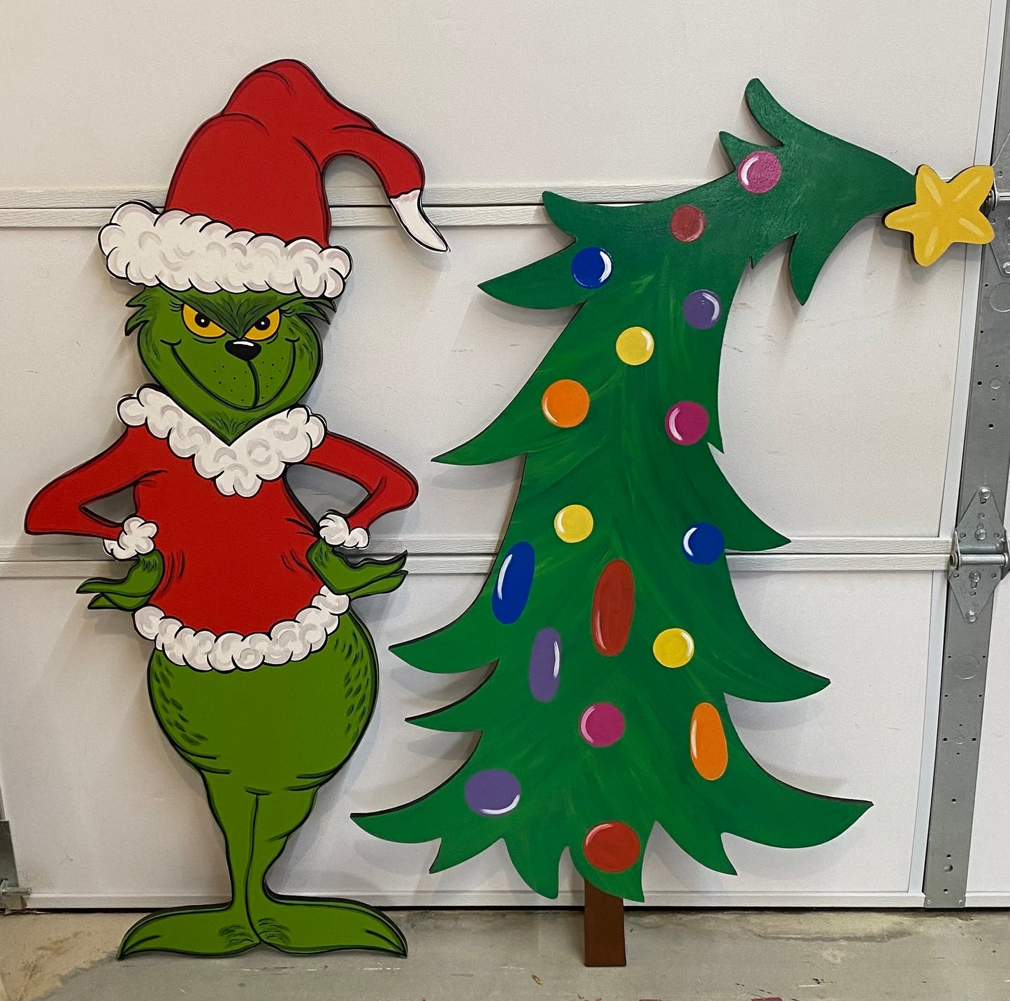 Grinch with Christmas Tree Whoville Wood Outdoor Yard Art Sign, Christmas Decor