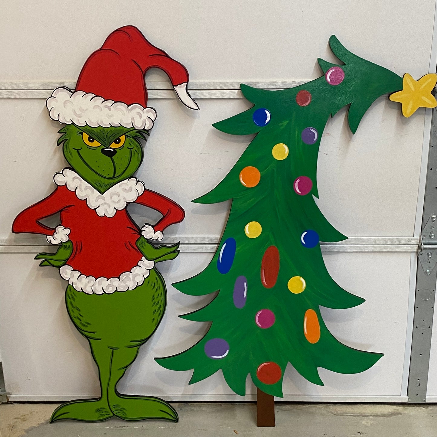 Grinch with Christmas Tree Whoville Wood Outdoor Yard Art Sign, Christmas Decor