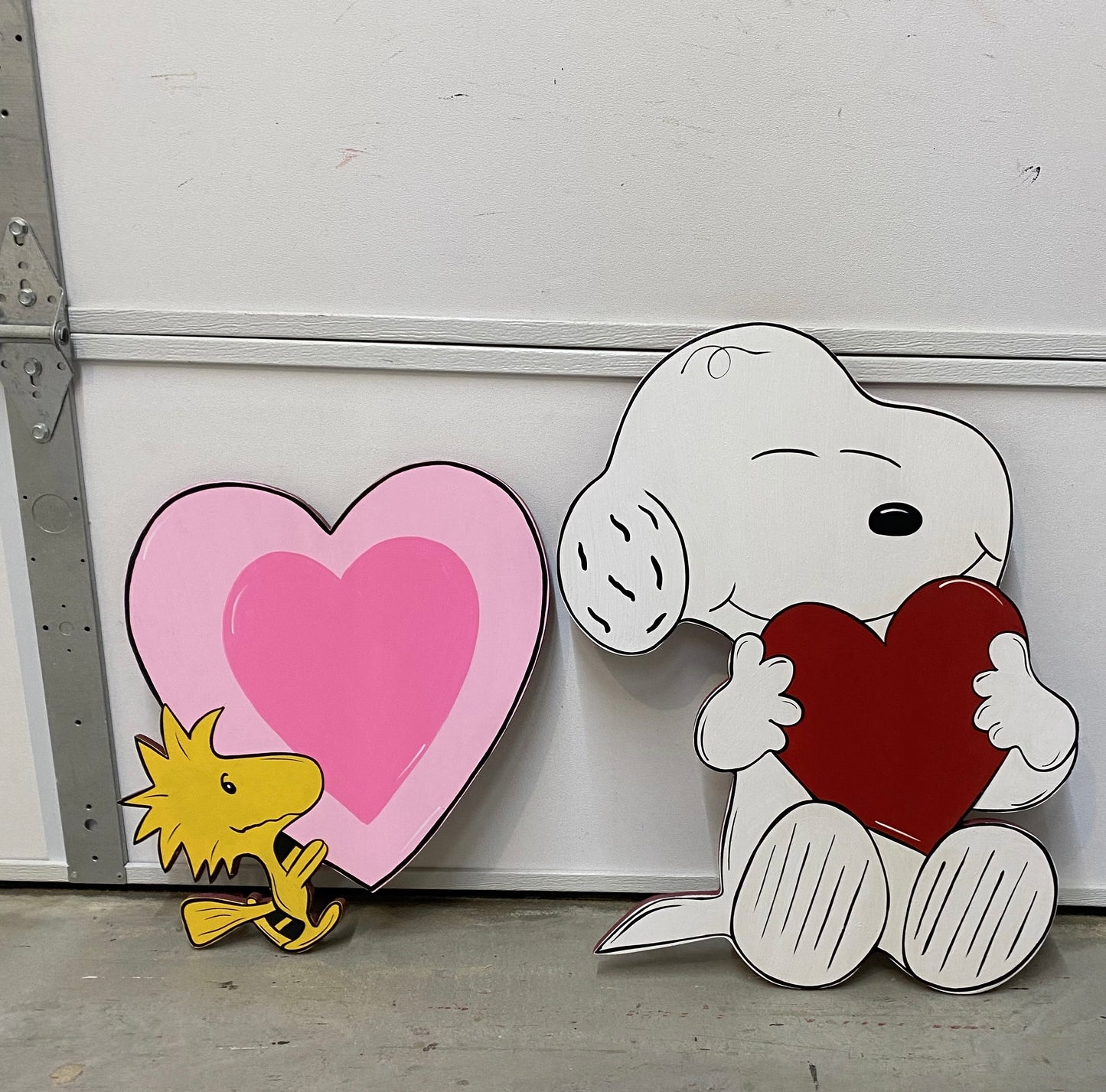 Happy Valentine’s Day Wood Outdoor Yard Art, Whimsical Character, Beagle Dog