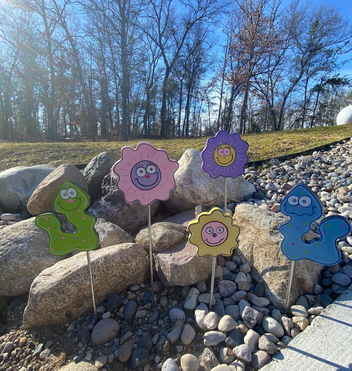 Flower and Worm Wood Outdoor Yard Art Plant Pokes, Garden Decor, Flower Stakes