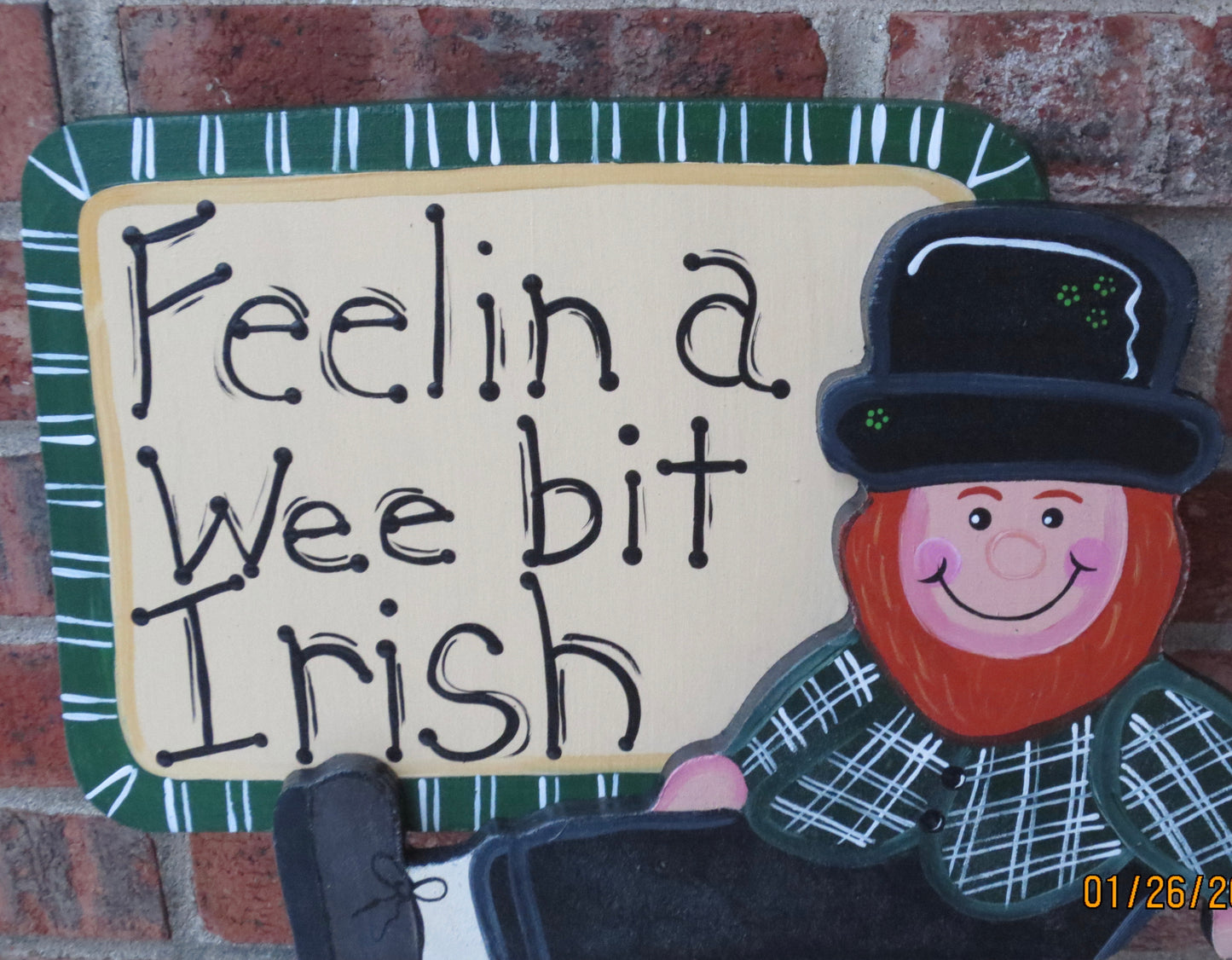 ST. PATRICK’S FEELIN A WEE BIT IRISH LEPRECHAUN WOOD OUTDOOR YARD ART SIGN