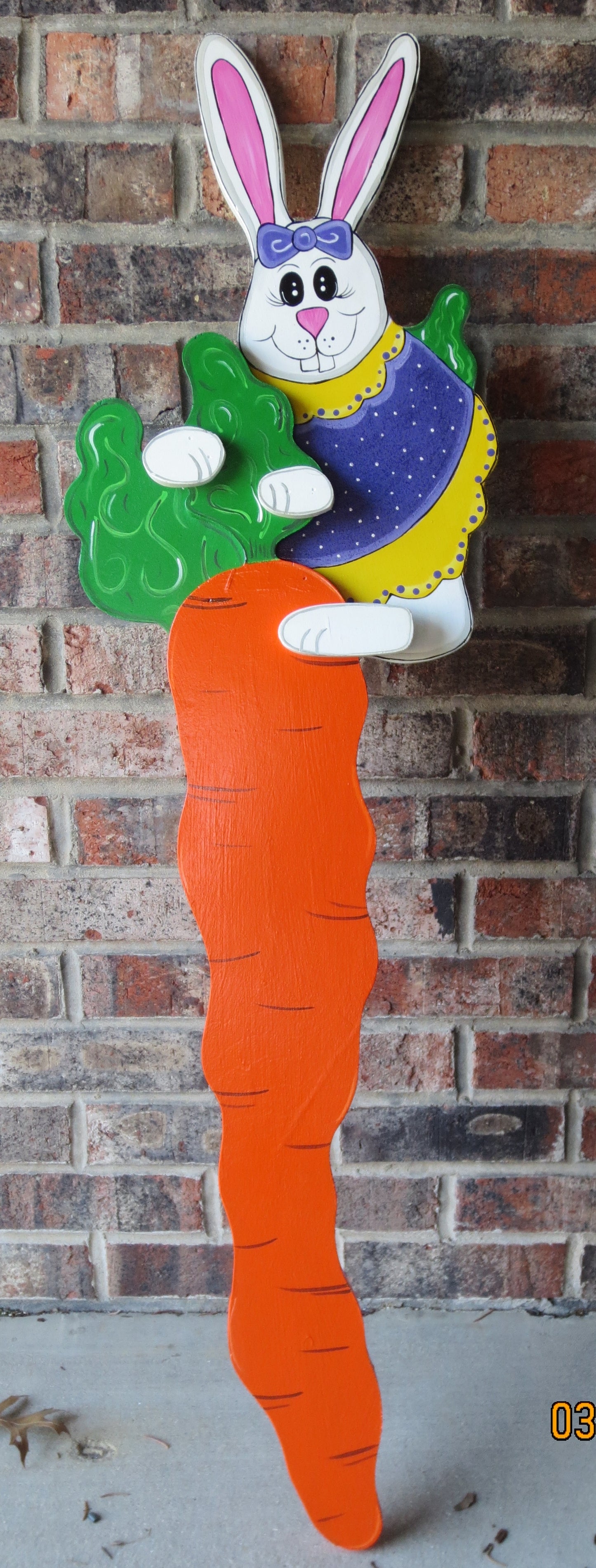 EASTER BUNNY SITTING ON CARROT WOOD OUTDOOR YARD ART SIGN