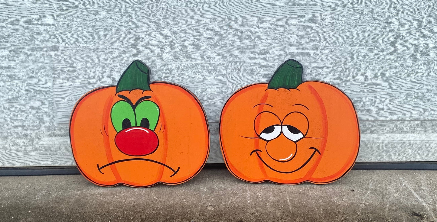 Halloween Jack-O-Lantern Pumpkins, Set of 2, Wood Outdoor Yard Art Sign, Outdoor Decorations