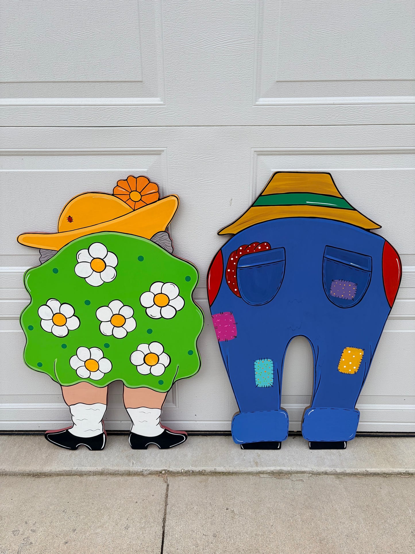 Grandma & Grandpa Bending Over Gardners Wood Outdoor Yard Art Sign, Bent Over Garden Decor