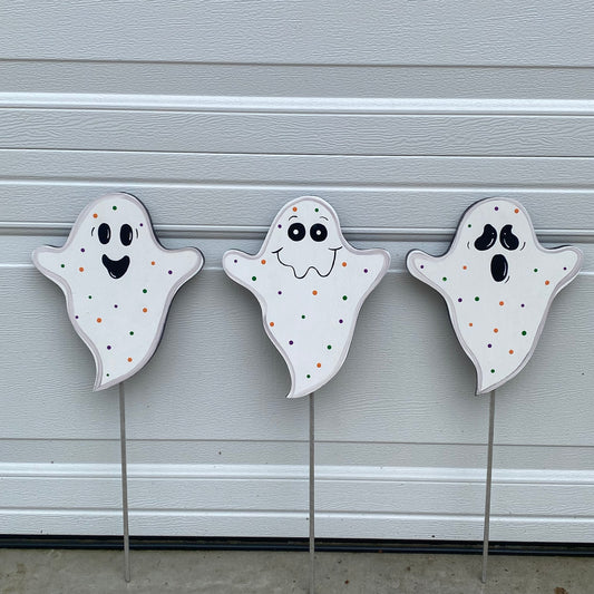 Halloween Ghosts Wood Outdoor Yard Art Sign, Ghost Lawn Decorations, Garden Stake, Plant Pokes