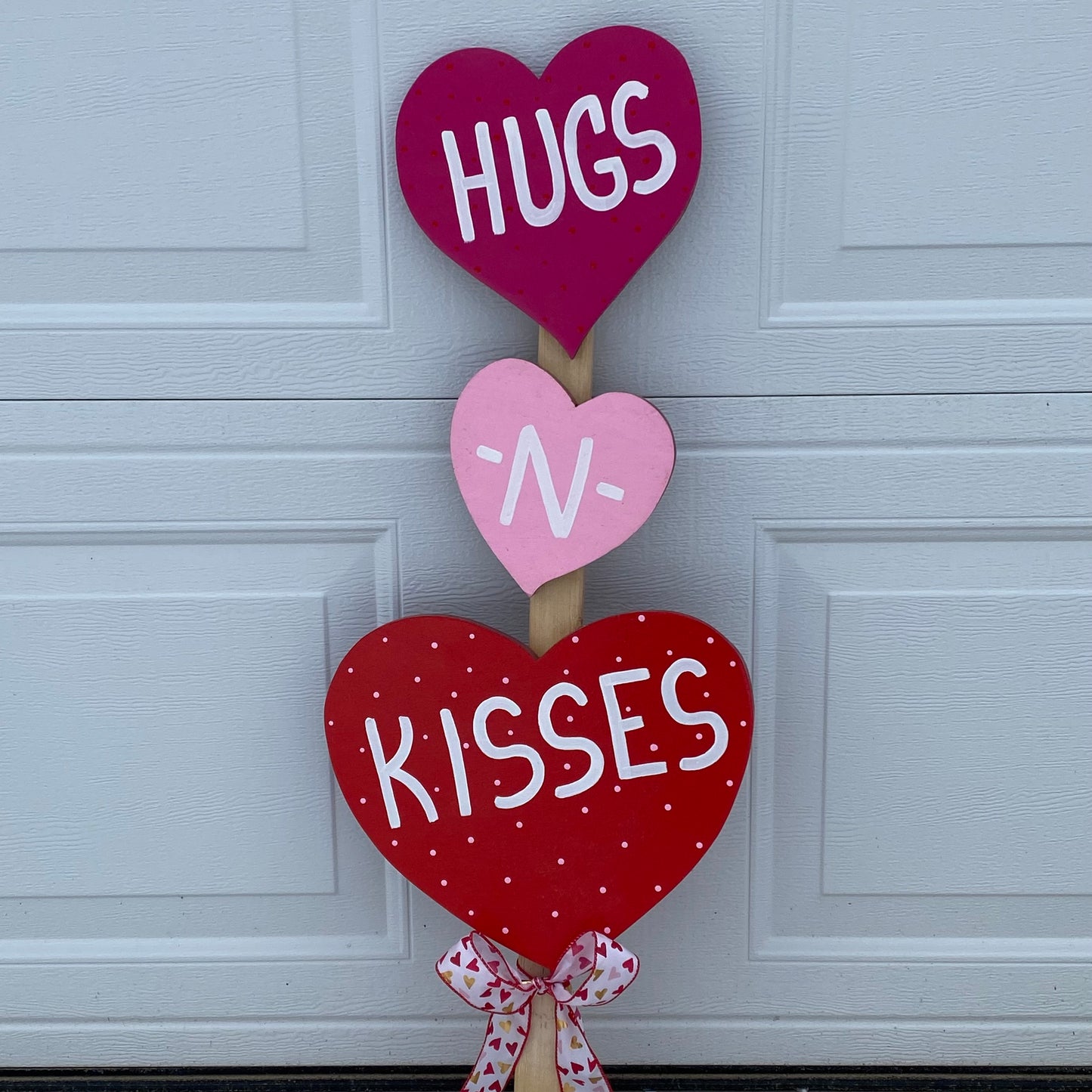 Hugs and Kisses Valentine’s Day Wood Outdoor Yard Art Sign, Hearts, Valentine, Love Lawn Decor