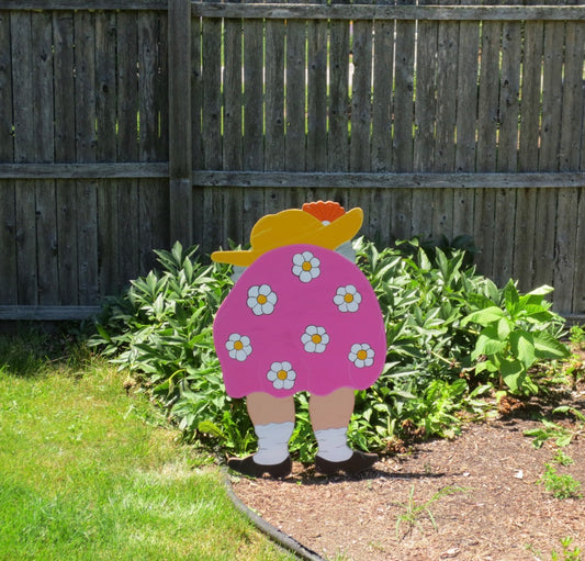 GRANDMA BENDING OVER GARDENING, WOOD OUTDOOR YARD ART SIGN, GARDEN DECORATION