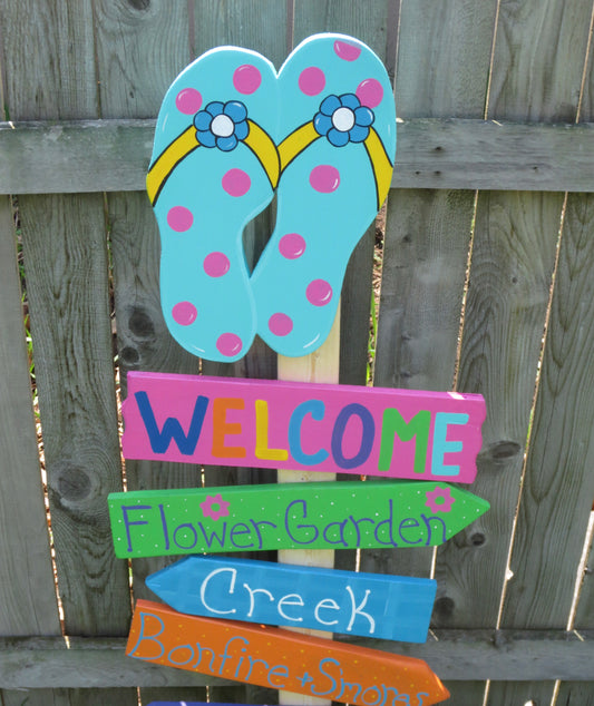 FLIP FLOP WELCOME DIRECTION SIGN, WOOD OUTDOOR YARD ART